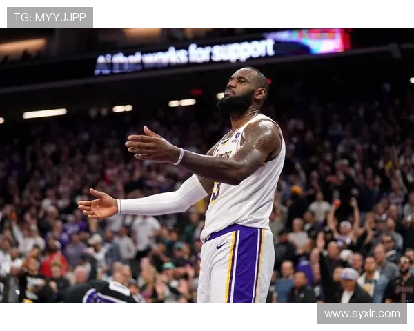 詹姆斯回应播客风波强调未干预里奇保罗表达观点专注赛场篮球本身